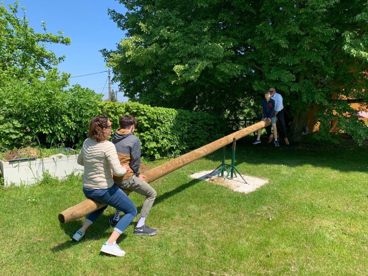 Gîte de 2 à 18 personnes Saint-Exupéry-les-Roches Extérieur photo